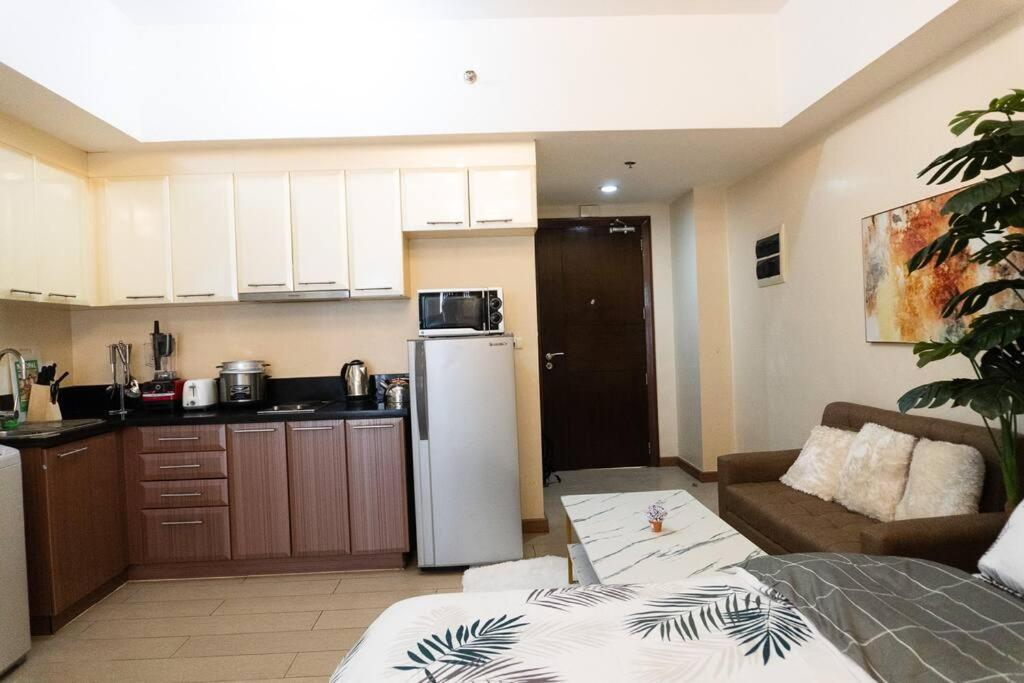 A2J Luxury Venice Studio Suite Near Bgc Malls Manila Exterior foto